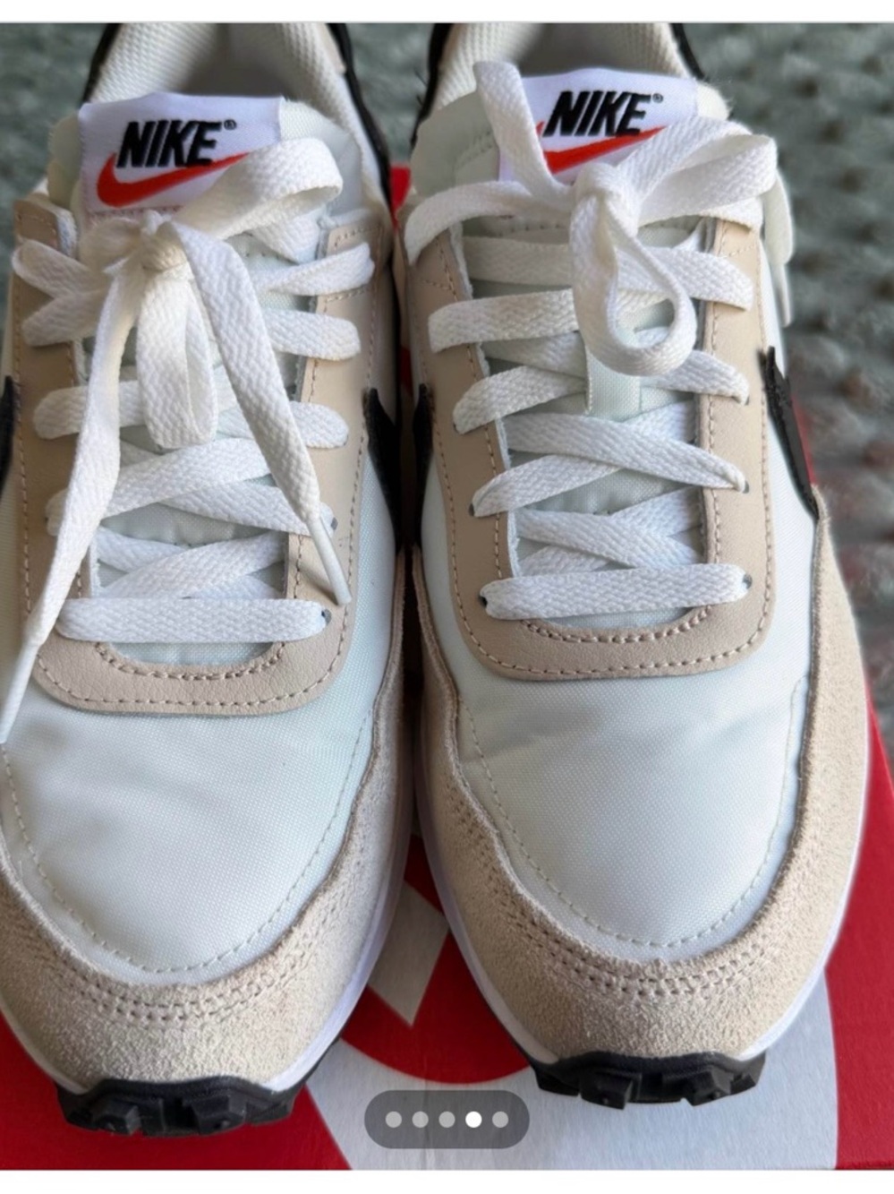 Nike White, Beige & Black Casual Low-Top Sneakers